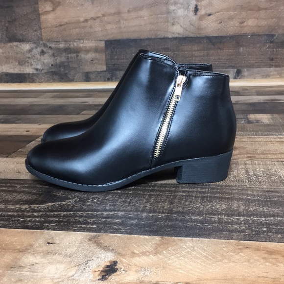 no brand Shoes - Vegan Leather Booties Rose Gold Zipper